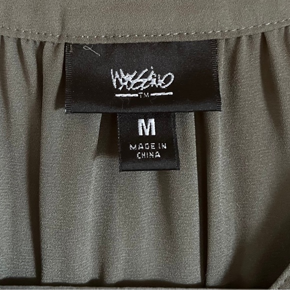 Mossimo Ruffle Cap Sleeved Workwear Blouse - Picture 5 of 5